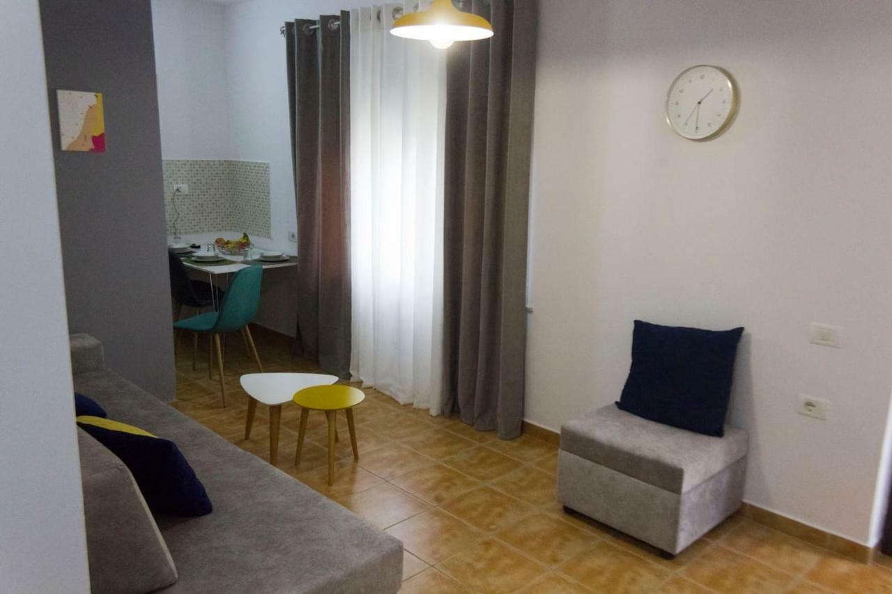 "Tata'S Home"! Tirana Eksteriør billede